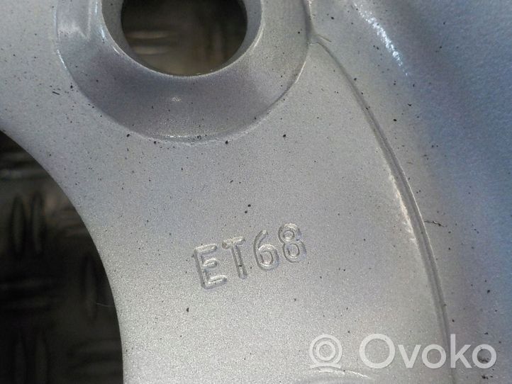 Iveco Daily 6th gen R16 steel rim 