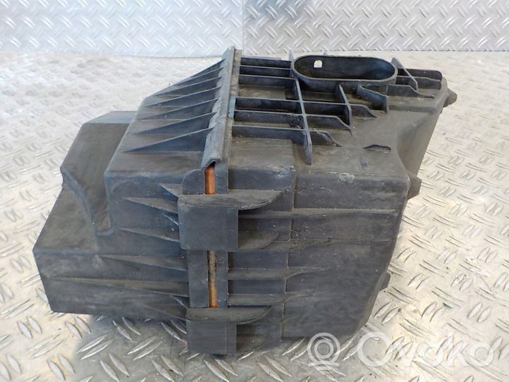 Ford Transit Scatola del filtro dell’aria YC159600DB