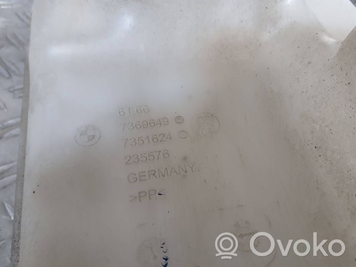 BMW 2 F46 Réservoir de liquide lave-glace 7369649