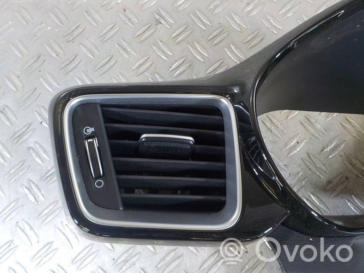 KIA Ceed Centrinės oro grotelės 84852J7100