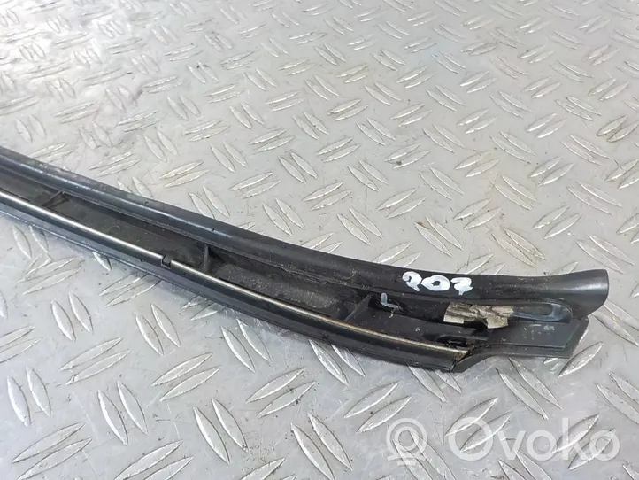 Mercedes-Benz E C207 W207 Garniture de pare-brise A2076901362