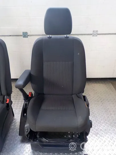 Ford Transit Custom Sitze komplett 