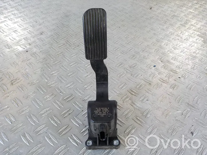 Mercedes-Benz Sprinter W906 Accelerator throttle pedal A9063000304