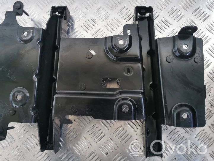 Opel Corsa F Boîte de batterie 9834471180