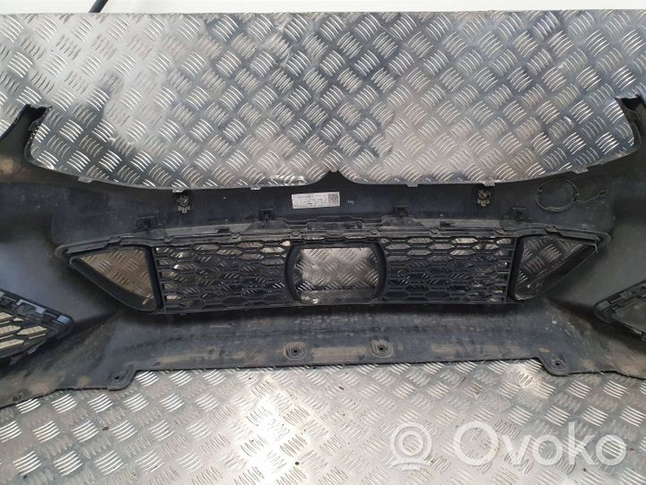 BMW 8 G15 Front bumper 8076177