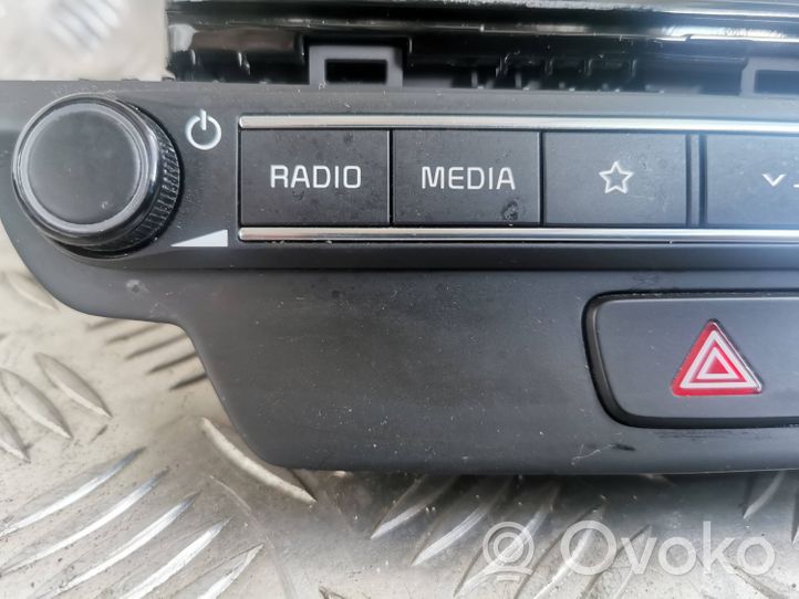 KIA Ceed Radio / CD/DVD atskaņotājs / navigācija 96160J7200WK