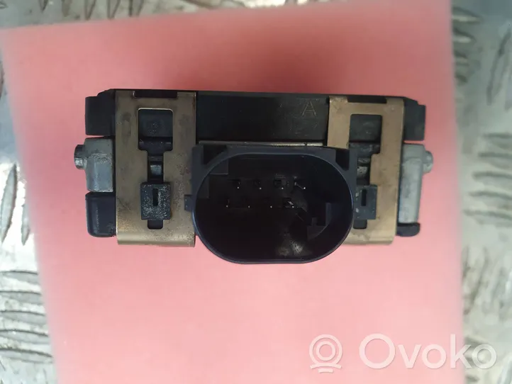 Volkswagen PASSAT B8 Radar / Czujnik Distronic 3Q0907561B