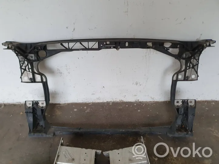 Audi A4 S4 B9 Priekio detalių komplektas 8W0805594