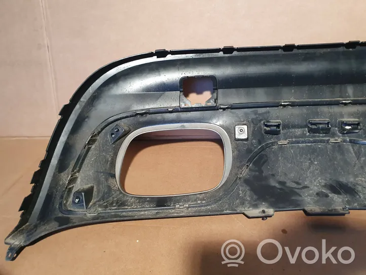 Mercedes-Benz GLA W156 Enjoliveur de pare-chocs arrière A1568852001