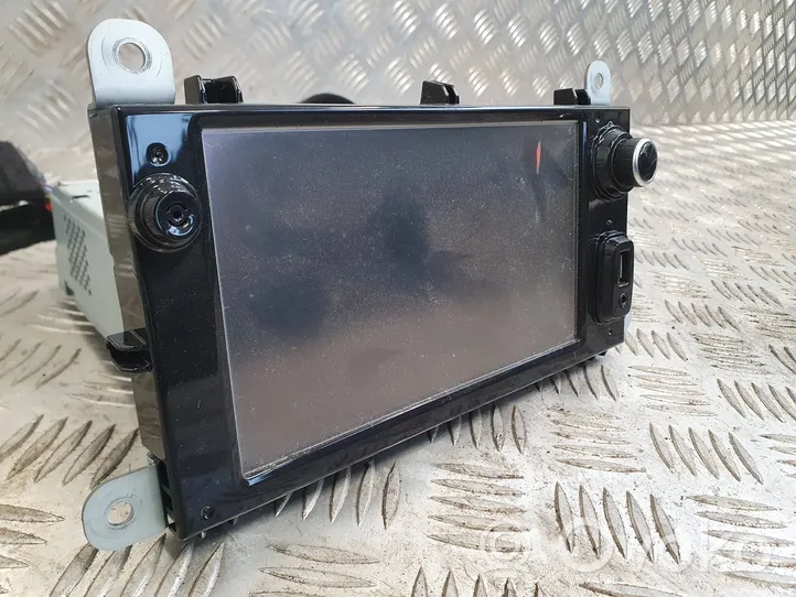 Renault Clio IV Panel / Radioodtwarzacz CD/DVD/GPS 281159492R