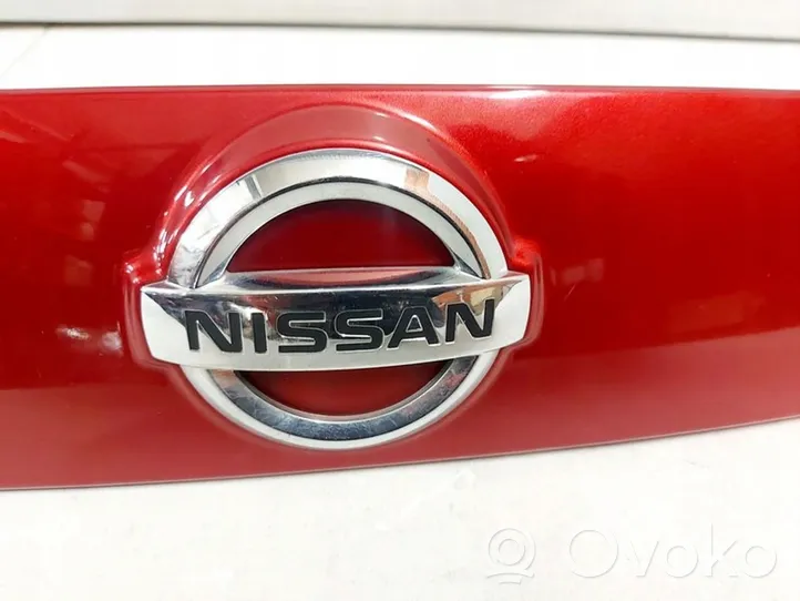 Nissan Juke I F15 Takaluukun/tavaratilan spoileri 