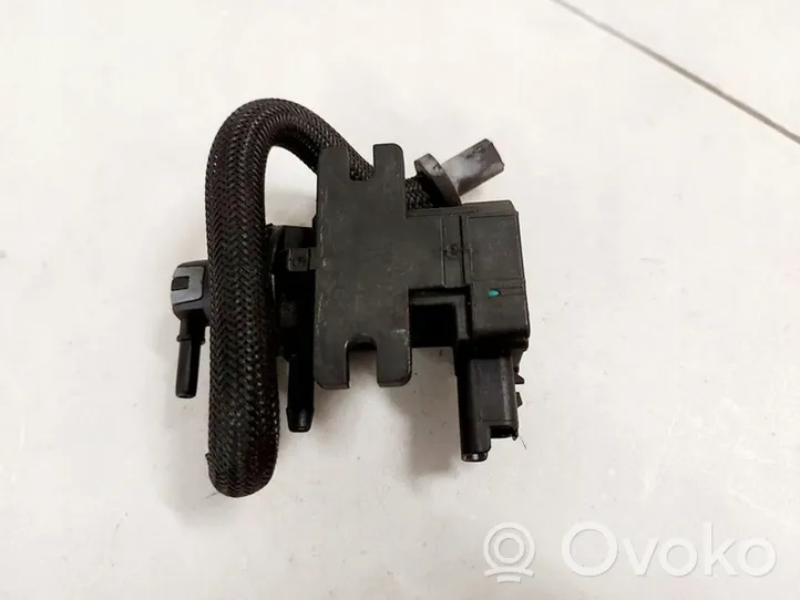 Citroen DS3 Vacuum valve 9811643880