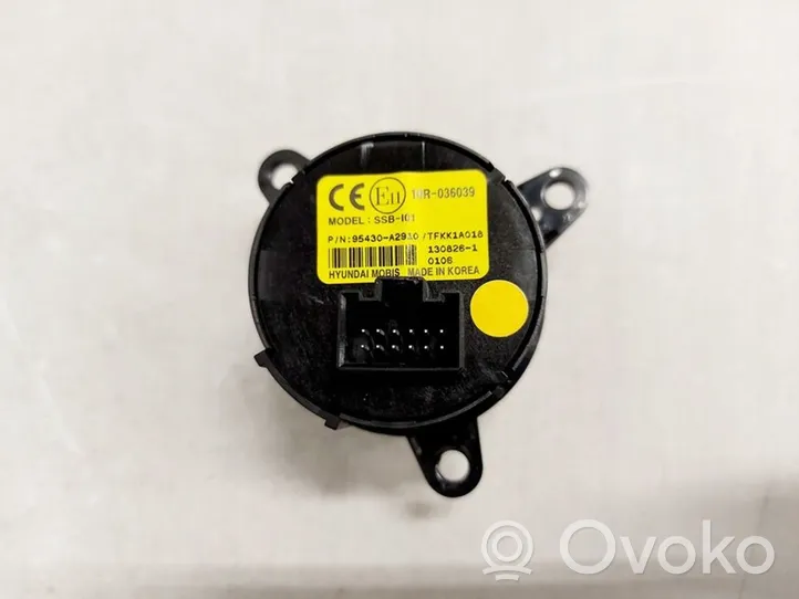 KIA Pro Cee'd II Interruttore a pulsante start e stop motore 95430-A2910