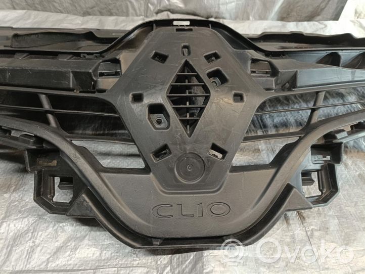 Renault Clio I Grille inférieure de pare-chocs avant 622563184R