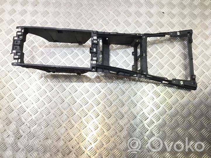 BMW X5 E70 Center console 0117821