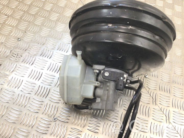 Volkswagen Touareg II Brake booster 7P0612101F