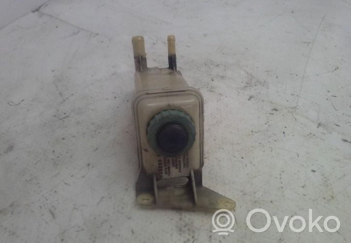 Audi A4 S4 B5 8D Serbatoio/vaschetta del liquido del servosterzo 8D0422373C