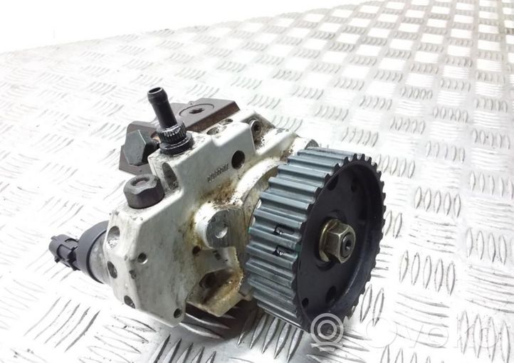 Opel Astra H Pompe d'injection de carburant à haute pression 8973279240