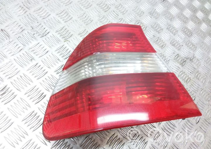 BMW 3 E46 Rear/tail lights 6946535