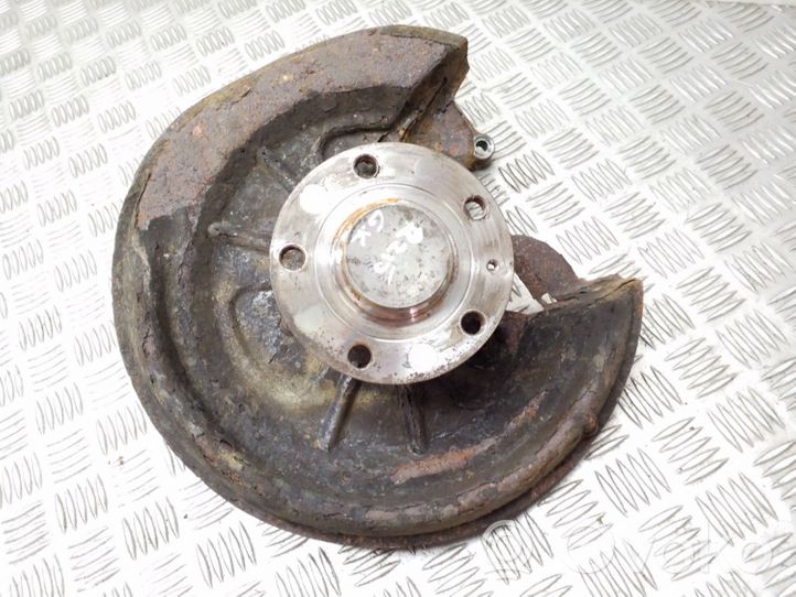 Volkswagen Touran I Rear wheel hub spindle/knuckle 