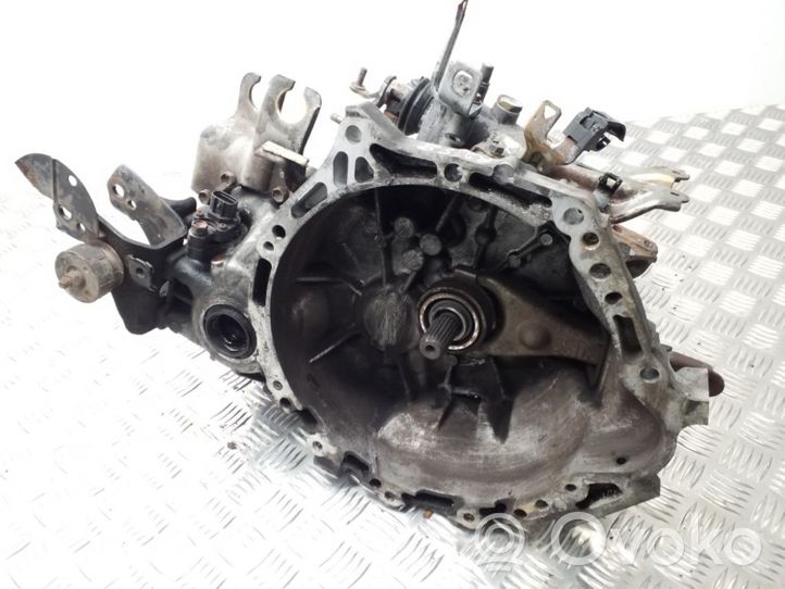 Toyota Yaris Boîte de vitesses manuelle à 5 vitesses Y30311357