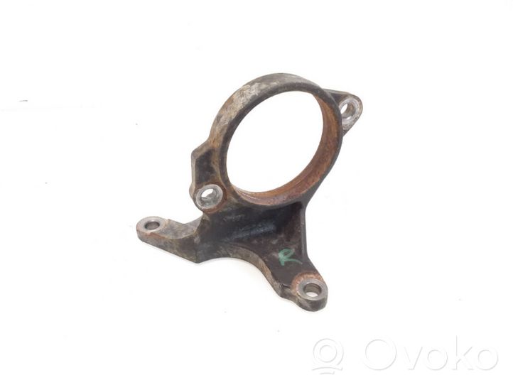 Toyota Avensis T270 Staffa del cuscinetto di supporto dell’albero di trasmissione 4345705050