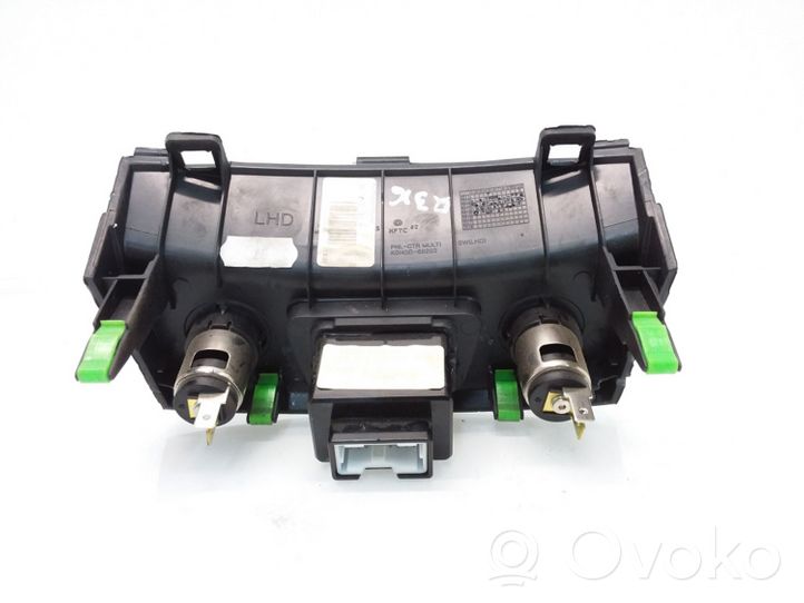 Hyundai i30 Connettore plug in USB 84760A6050RY