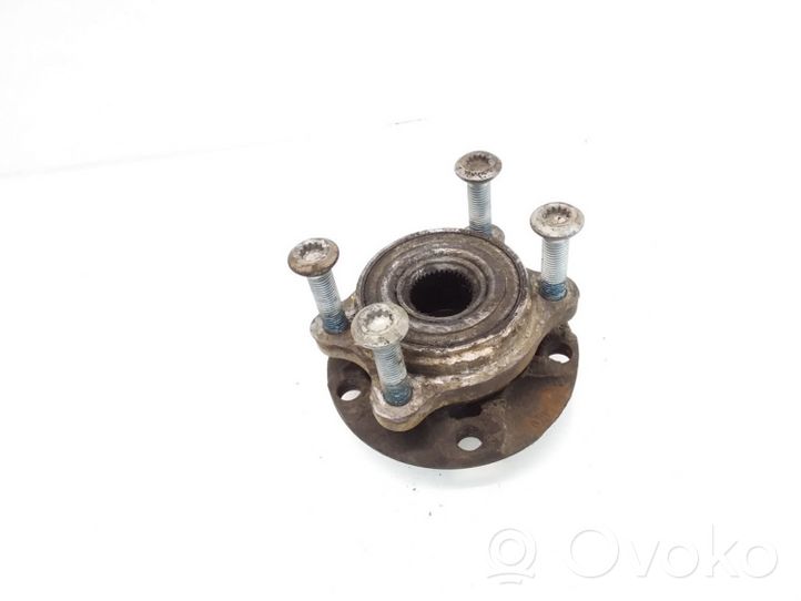 Audi A4 S4 B7 8E 8H Mozzo ruota anteriore 