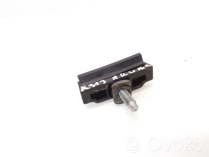 Audi A4 S4 B7 8E 8H Staffa di montaggio della batteria 