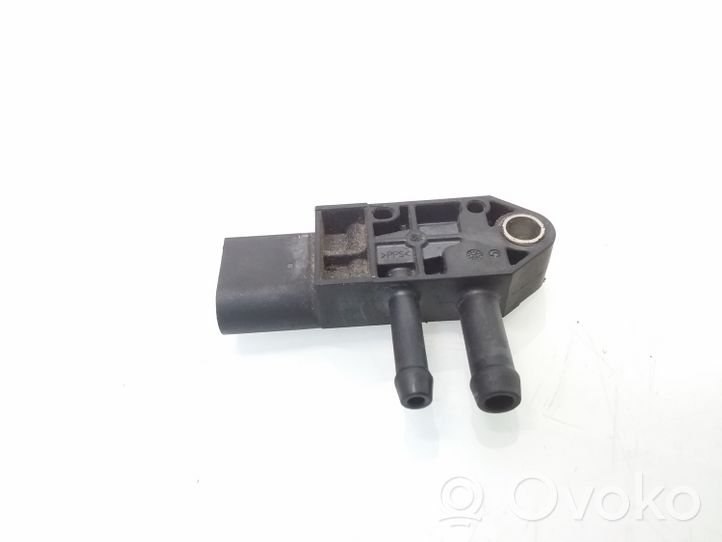 Volkswagen Tiguan Capteur de pression gaz d'échappement 076906051A