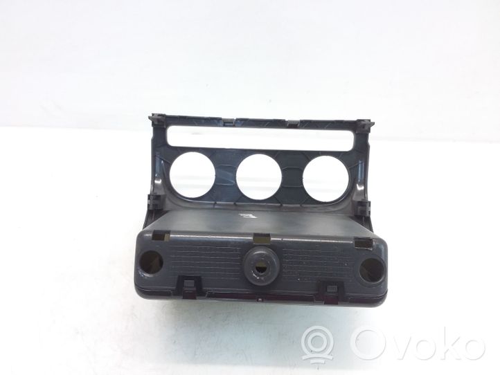 Volkswagen Tiguan Console centrale, commande chauffage/clim 5M0820075C