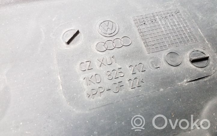 Audi A3 S3 8P Couvercle de plateau inférieur 1K0825212L