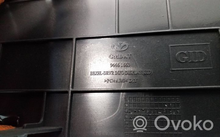 Opel Antara Radio/GPS head unit trim 96661663