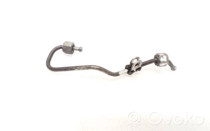 Volkswagen Caddy Fuel injector supply line/pipe 