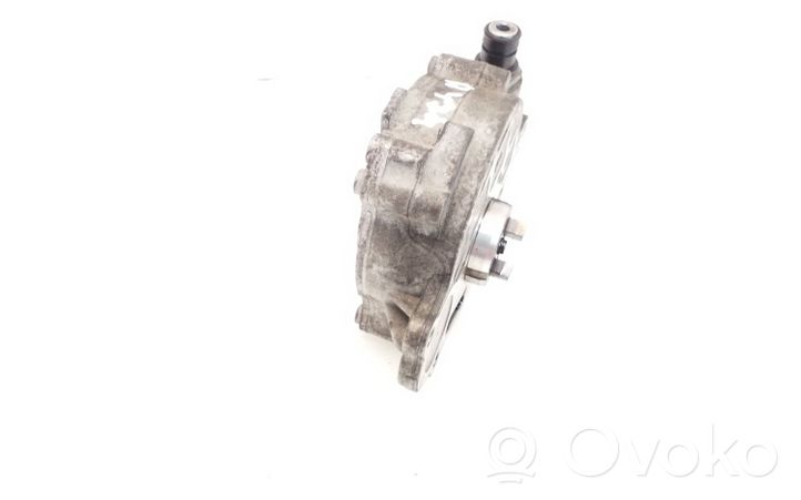 Volkswagen Caddy Vacuum pump 03L145100F