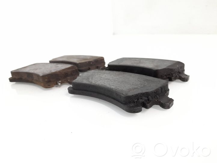 Volkswagen Transporter - Caravelle T5 Brake pads (rear) 