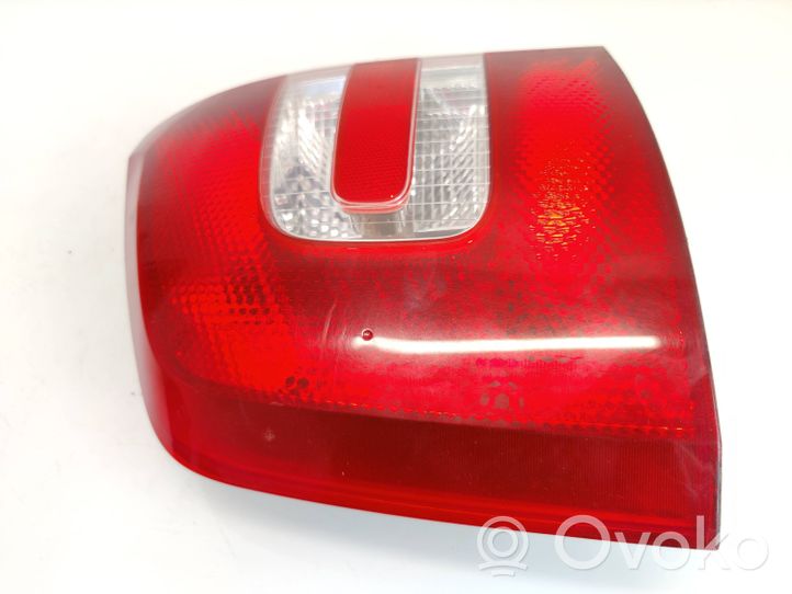 Skoda Octavia Mk2 (1Z) Lampa tylna 1Z9945095B