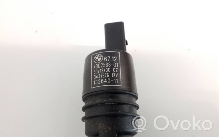 BMW 3 F30 F35 F31 Pompa lavavetri parabrezza/vetro frontale 7302588