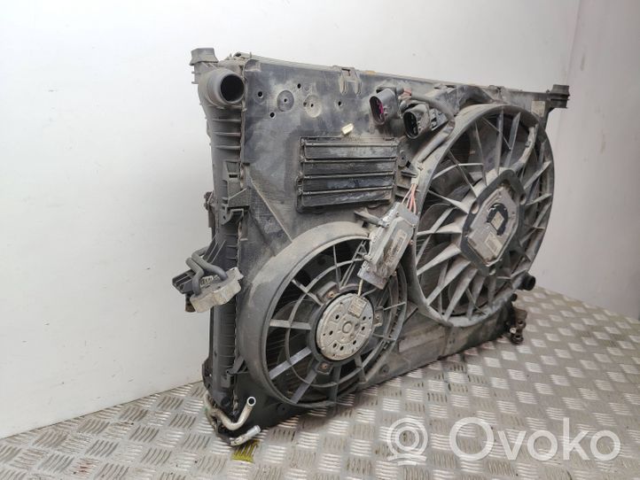 Audi Q7 4L Radiatorių komplektas 7L0121203G