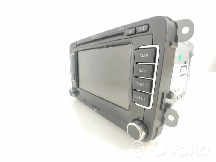 Skoda Octavia Mk2 (1Z) Panel / Radioodtwarzacz CD/DVD/GPS 3T0035680