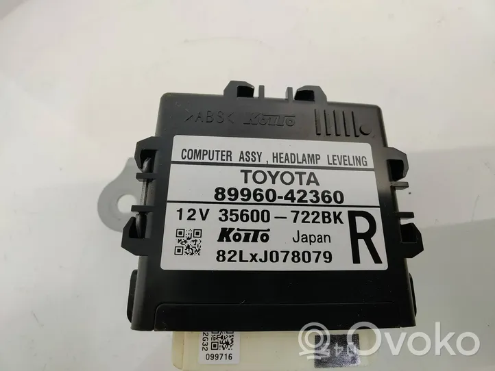 Toyota RAV 4 (XA40) Sterownik / Moduł świateł LCM 8996042360