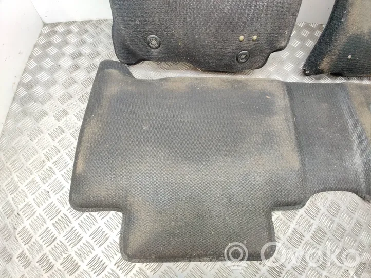 Toyota RAV 4 (XA40) Set di tappetini per auto 