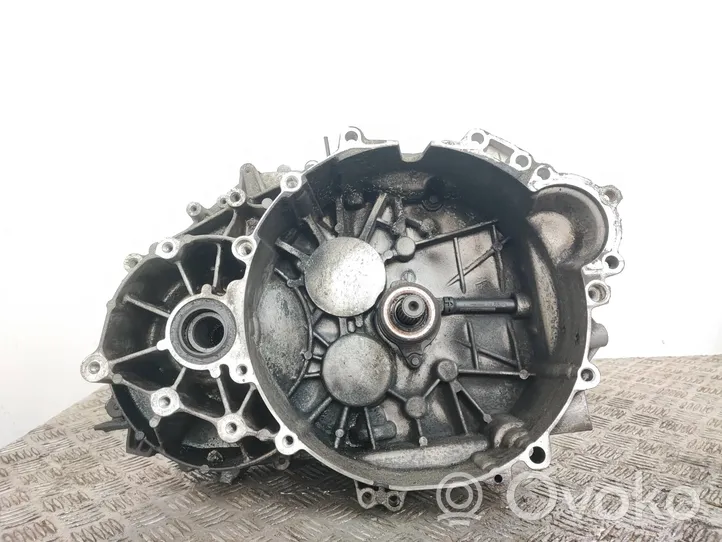 Volvo V60 Scatola del cambio manuale a 6 velocità BG9R7002KA