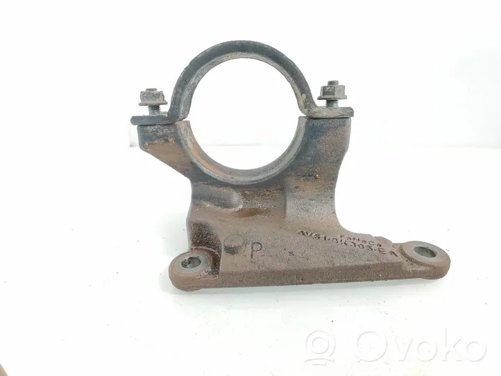 Ford Mondeo MK IV Staffa del cuscinetto di supporto dell’albero di trasmissione AV613K305EA