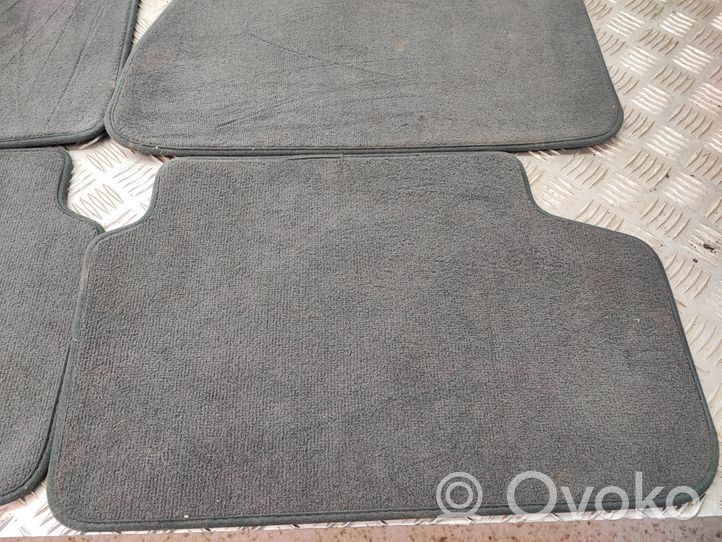 BMW 5 G30 G31 Car floor mat set 8072495