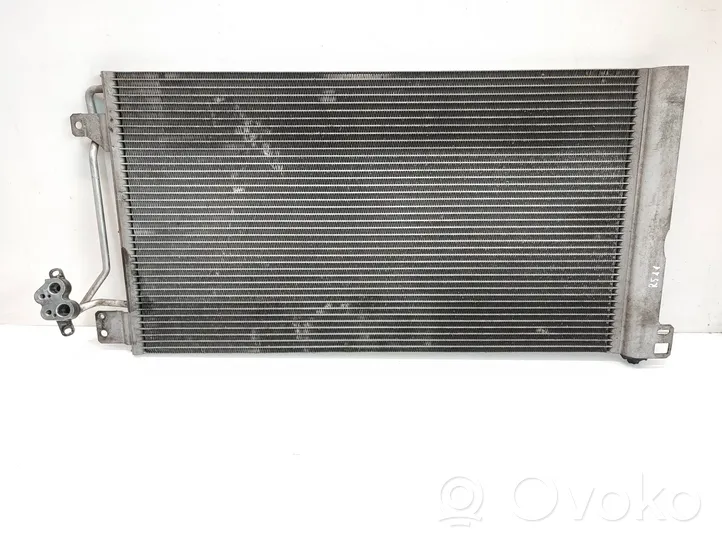 Volkswagen Transporter - Caravelle T5 Radiateur condenseur de climatisation 7H0820411E