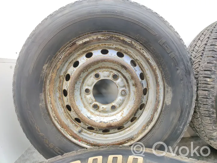 Isuzu D-Max R15 steel rim 