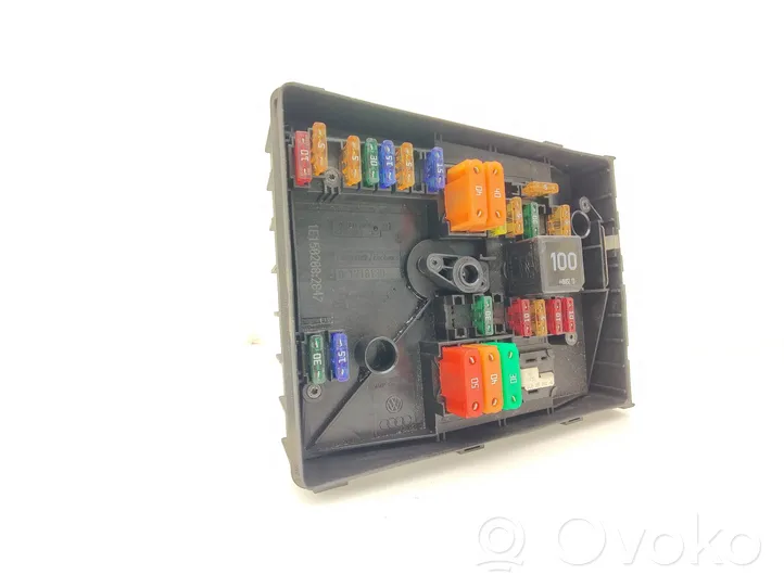 Volkswagen Caddy Fuse module 1K0937125A