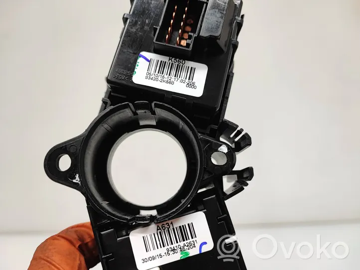 KIA Ceed Leva/interruttore dell’indicatore di direzione e tergicristallo 934202K560