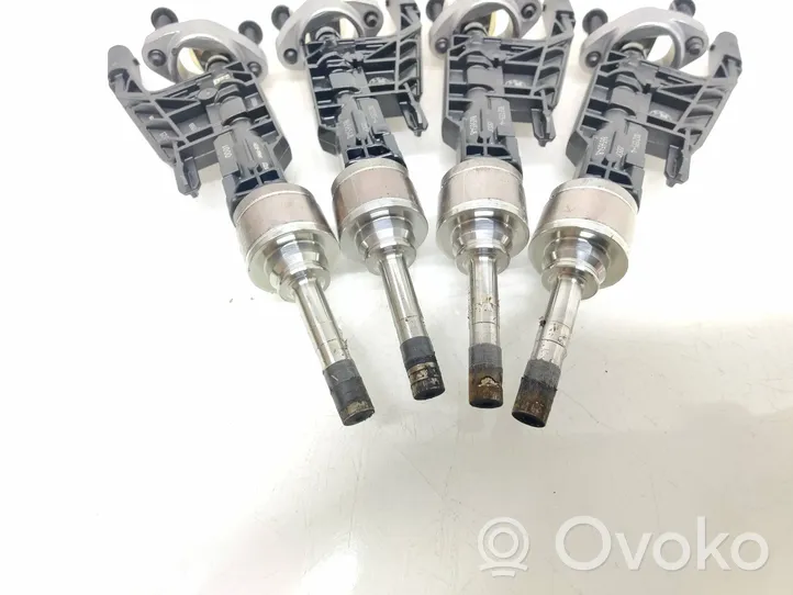 BMW 5 G30 G31 Set di iniettori 8656548